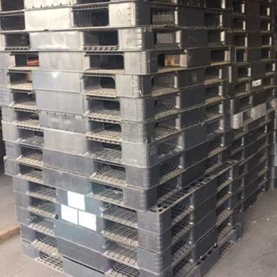 リユースパレット.com / 【中古】プラスチックパレット 1300